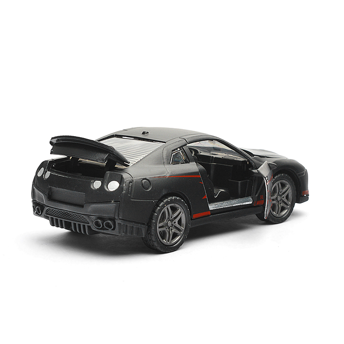 Чёрная инерционная машинка Спорткар со спойлером die-cast,1:32, открывающиеся двери